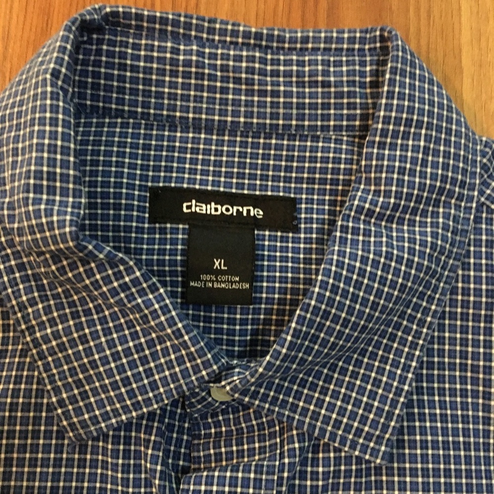 Claiborne Short Sleeved Shirt - Picture 2 of 2